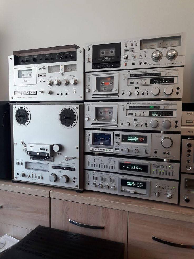 hidehidechang's tweet photo. AKAI components⭐⭐⭐⭐⭐ https://t.co/loM0hz1UMa
