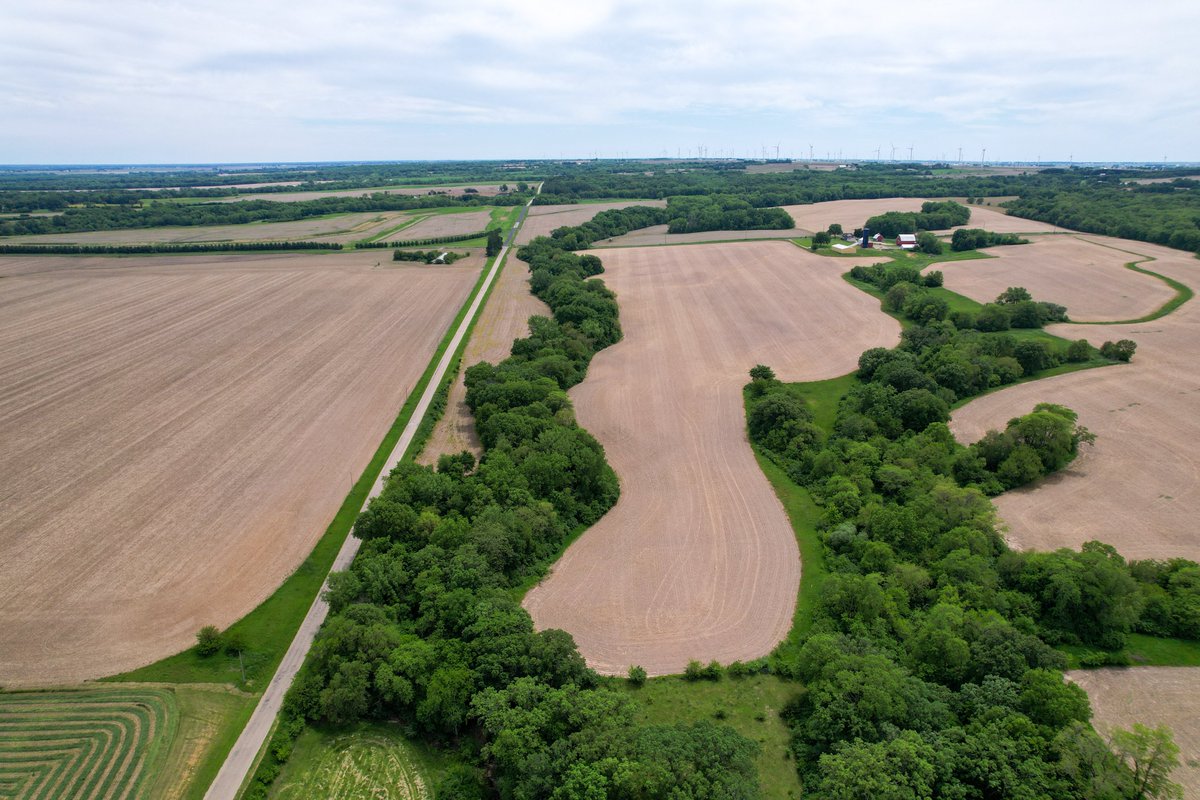LandGuys's tweet photo. Strong agricultural value in a desirable rural setting.

NEW LISTING // 71 Acre Versatile Farm & Recreational Property Near Tiskilwa, IL

$640,000 | https://t.co/9jQYm9TcX7
-Approximately 44.5 tillable acres
-115 PI average on tillable ground
-Strong income-producing farm potential
-Excellent deer hunting area

To schedule your private showing, call or text Nathan Cumpton at 815-878-6780

#LandGuys #LandForSale #FarmForSale #bureaucounty #illinoisfarmland