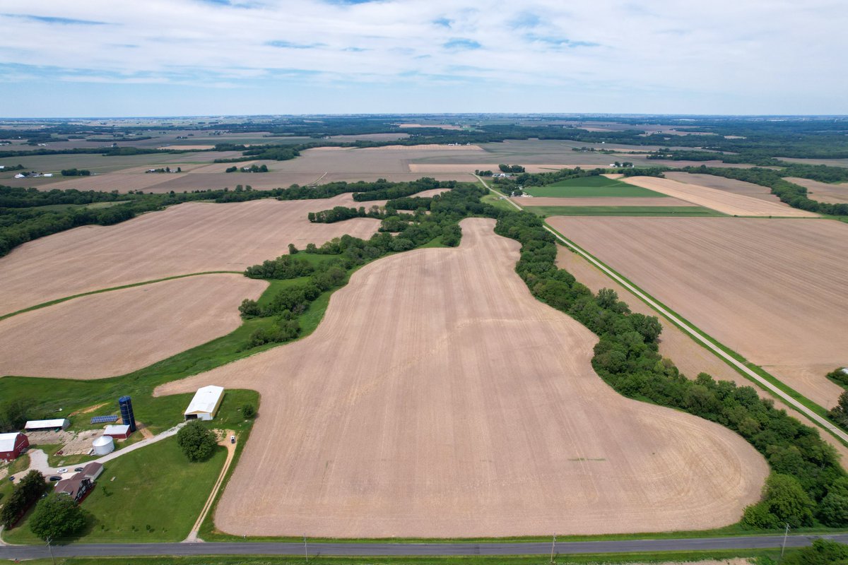 LandGuys's tweet photo. Strong agricultural value in a desirable rural setting.

NEW LISTING // 71 Acre Versatile Farm & Recreational Property Near Tiskilwa, IL

$640,000 | https://t.co/9jQYm9TcX7
-Approximately 44.5 tillable acres
-115 PI average on tillable ground
-Strong income-producing farm potential
-Excellent deer hunting area

To schedule your private showing, call or text Nathan Cumpton at 815-878-6780

#LandGuys #LandForSale #FarmForSale #bureaucounty #illinoisfarmland