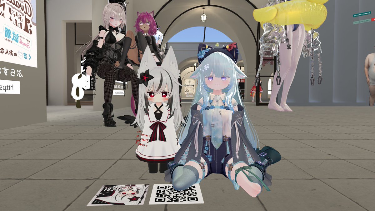 wossnerd8313's tweet photo. 大ファンのロリっ子喫茶ぷぷりえのキャストさん、まめろんさんと偶然FUJIYAMAで出会ってお写真撮ってもらったりウーバーイーツの招待コードいただいてお互いにクーポンもらうという実質スパチャをしたよ。ぶいちゃ人生で一番嬉しい https://t.co/kCbgIZ7hf8