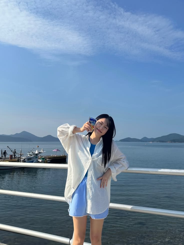 dreynalla's tweet photo. ⠀

💌  :   #𝗦𝗢𝗠𝗘𝗡𝗔𝗧𝗜𝗢𝗡  𓈄𐬹
꒰ 🐢 ꒱  𓏧  𝔀𝓲𝓽𝓱 𝓵𝓸𝓿𝓮, 𝗜𝗹𝗼𝗻𝗮 !

Selamat pagi. 🌞 sudah masuk bulan Juni nih, semoga bulan ini menyenangkan untuk kita semua! ❤️

⠀ https://t.co/NA4Ql7k8oQ