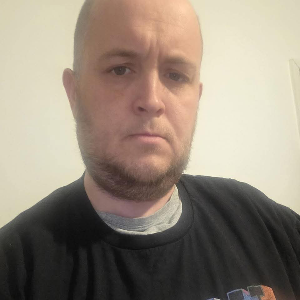 AdamConlon15's tweet photo. @BretHart is one of my childhood heroes.
#ManchesterIndependent hopes to meet him @JohnCena @TheParkerB_
before my #bipolar and related mobility issues kills me
@MindCharity is helping me fight against it.
So is mo's martial arts centre and other boxing organisations.
Just need to link up with uk wrestling training academys now linked to @InsaneChampWres @TheOffocialWOW
@PeteDunneYxB @RealKingRegal
@DMcIntyreWWE might be able to suggest more close to Manchester
As will @RealKevinNash @JamesStormBrand
Test Results on my back I'm going to see later today in the uk.
Il be fine.
Im back on my diet plan down to 17.5st
Il survive another 20 years atleast so we have time to meet @CodyRhodes @RheaRipley_WWE @DamoMackle
Im a huge fan of American bands i discovered through wwe previous owner @VinceMcMahon
Namely @FOZZYROCK frontman @IAmJericho whose gigs I've been to.
They dont call me #cobraconlon and the #bipolarexpress for nothing.