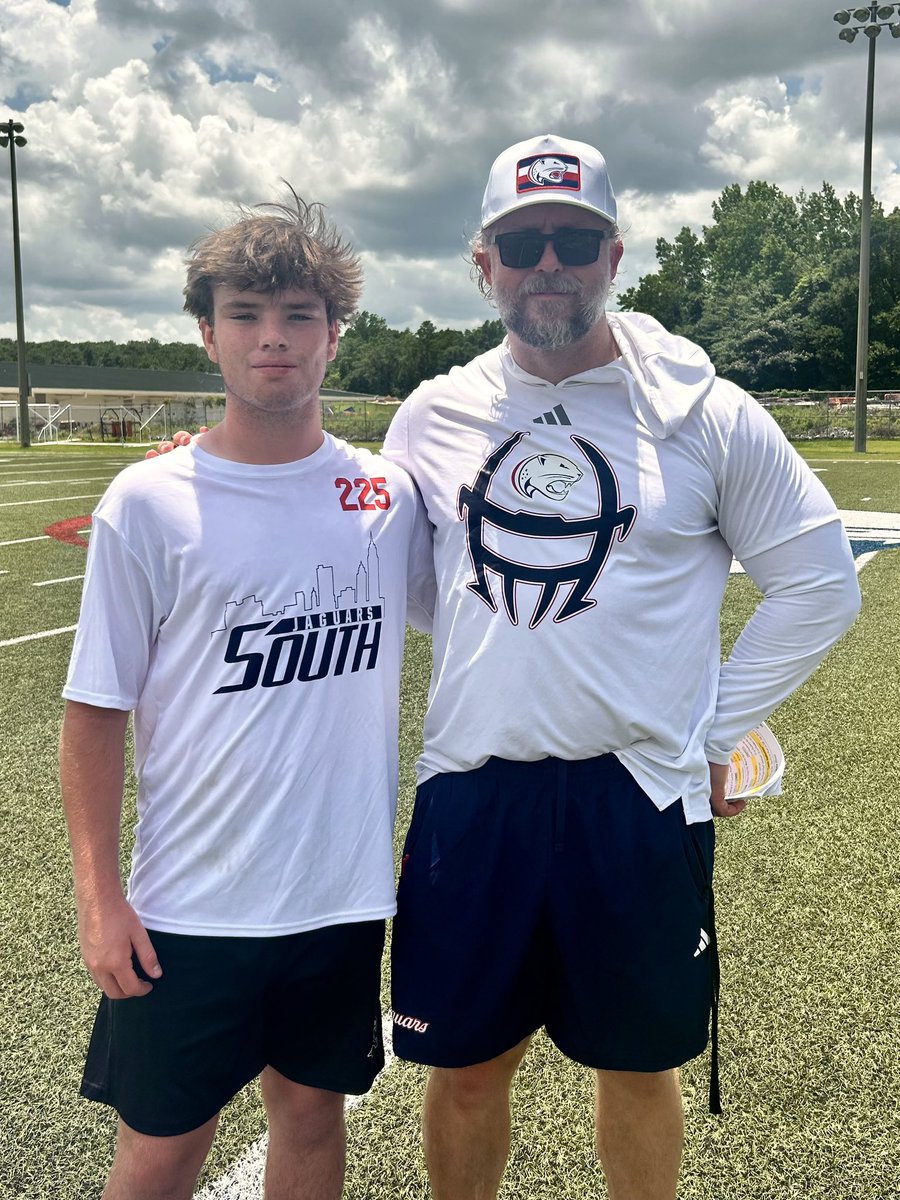 dcreece10's tweet photo. I had a great day at @SouthAlabamaFB specialists camp today and was excited to finish as the field goal competition champion! Thank you @CoachPerry_ST for a great camp and for taking time to talk with me afterwards. 

@RecruitBwood @BrookwoodFTBL @CoachFoster16 @AL6AFootball @StClark30 @NickVogel5