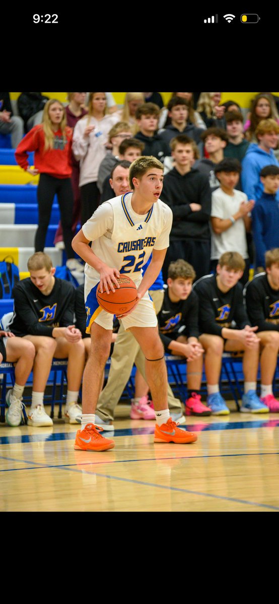 WisconsinSwing's tweet photo. 2027 Matt Goedheer of 17u Bredesen had one of his best games of the season in a 69-65 win over All In Athletics Denard P32 Sunday Morning.  He is hearing from Coaches across NCAA/NAIA levels.  He is a player to monitor in Nashville and Chicago @RL_Hoops Live Periods https://t.co/bTkhXK96iI