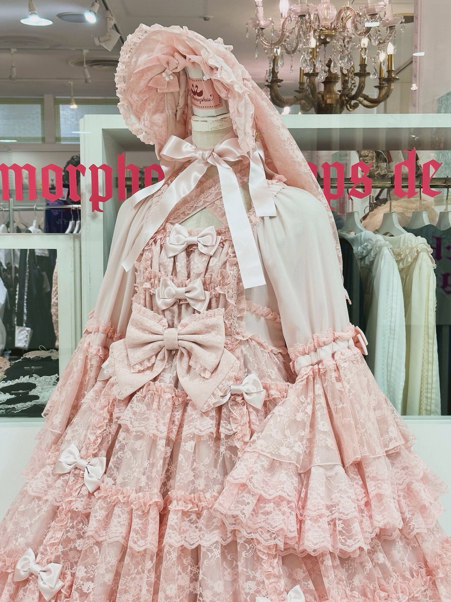 MetamorphoseEng's tweet photo. 🩷🌹Recommended🌹🩷
Hidden Princess in My Memory
https://t.co/uBOWIGmEke
- Dress
- Half Bonnet
The gorgeous dress and half bonnet with layered lace in pink are so dreamy...💗
At this time, they are in stock online✨
#dress #hiddenprincess
#metamorphose #mtdf #Lolitafashion https://t.co/Fi8rPYXr1J
