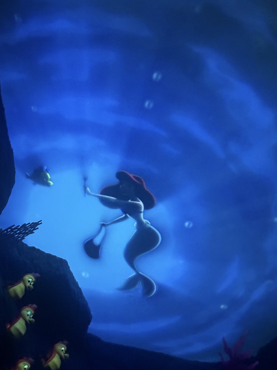 JaayKerr's tweet photo. Wish I could be part of your world 🧜‍♀️🧜‍♀️ https://t.co/rBGS7x0KPW