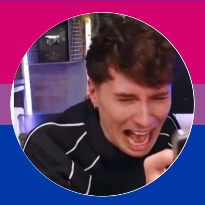 phrincessphil's tweet photo. Screaming, but now in a bisexual way. Happy pridemnth everyone 🎉 https://t.co/f2L9nNxb5A