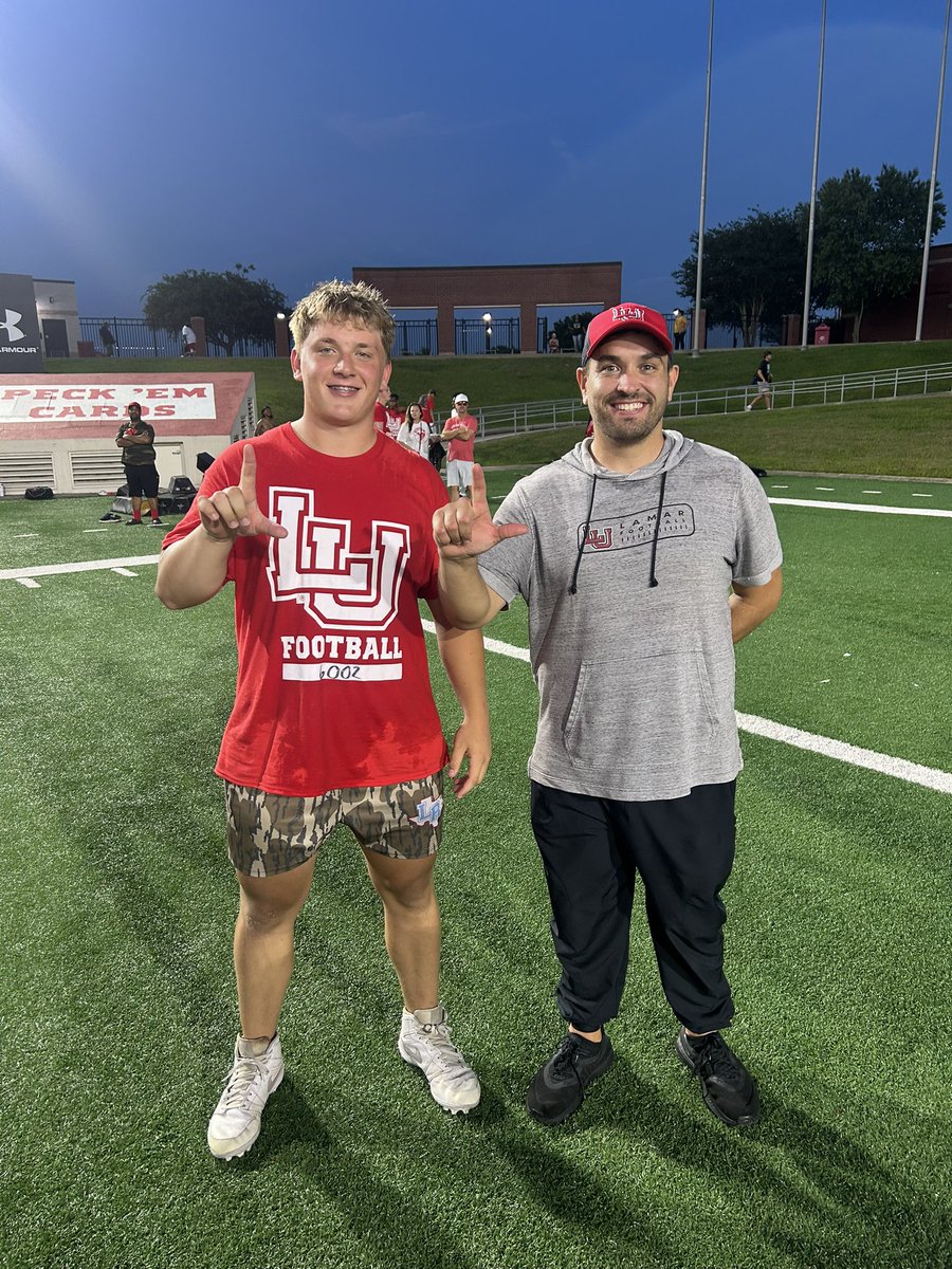 NickGraff0927's tweet photo. Thanks for the opportunity to come out and compete! Looking forward to improve over the summer and through the season.
@Coach_Cannata 
@LamarFootball 
@CoachCMcDonald3 https://t.co/kkUlcpdRxH