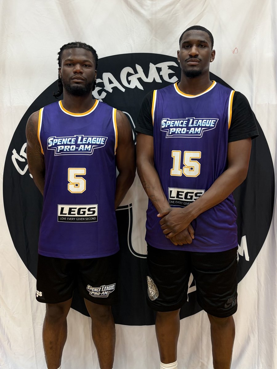 SpenceLeague's tweet photo. FINAL 🚨

GAME #5

US OR NUN defeats BTA 64-50

Big time second half performance led by:
⭐Mike Peake– 12pts, 8reb &amp; 4ast
⭐KJ Spiller – 12pts &amp; 4reb &amp; 2ast

Great battle tonight 👏 #Basketball https://t.co/YCld7NOKVC