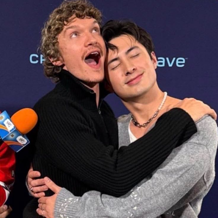 karime_mobayed's tweet photo. @hudsonwupdates “if i could cut this award down the middle i would because if these gay, yearning, little bottom eyes didn’t have a big sexy russian to feast upon, my performance wouldn’t be as good. to the honorary canadian connor storrie, i share this award with you” https://t.co/BmGO4SsPs3