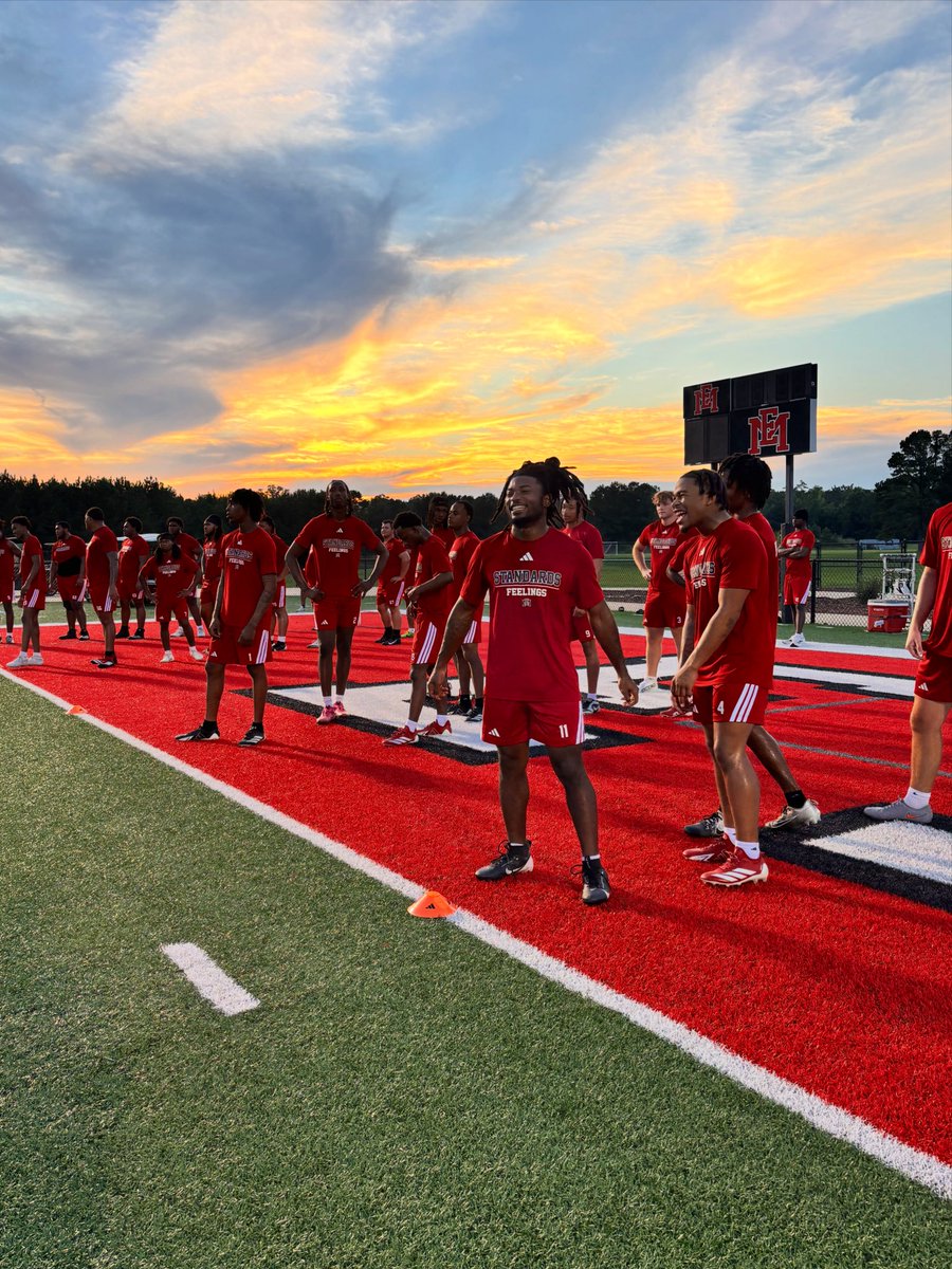 EMCCathletics's tweet photo. Welcome to the #FAM1LY… our 2026 football Lions are now Scooba residents. #PR1DE #NCWH https://t.co/rwi7r57bZk