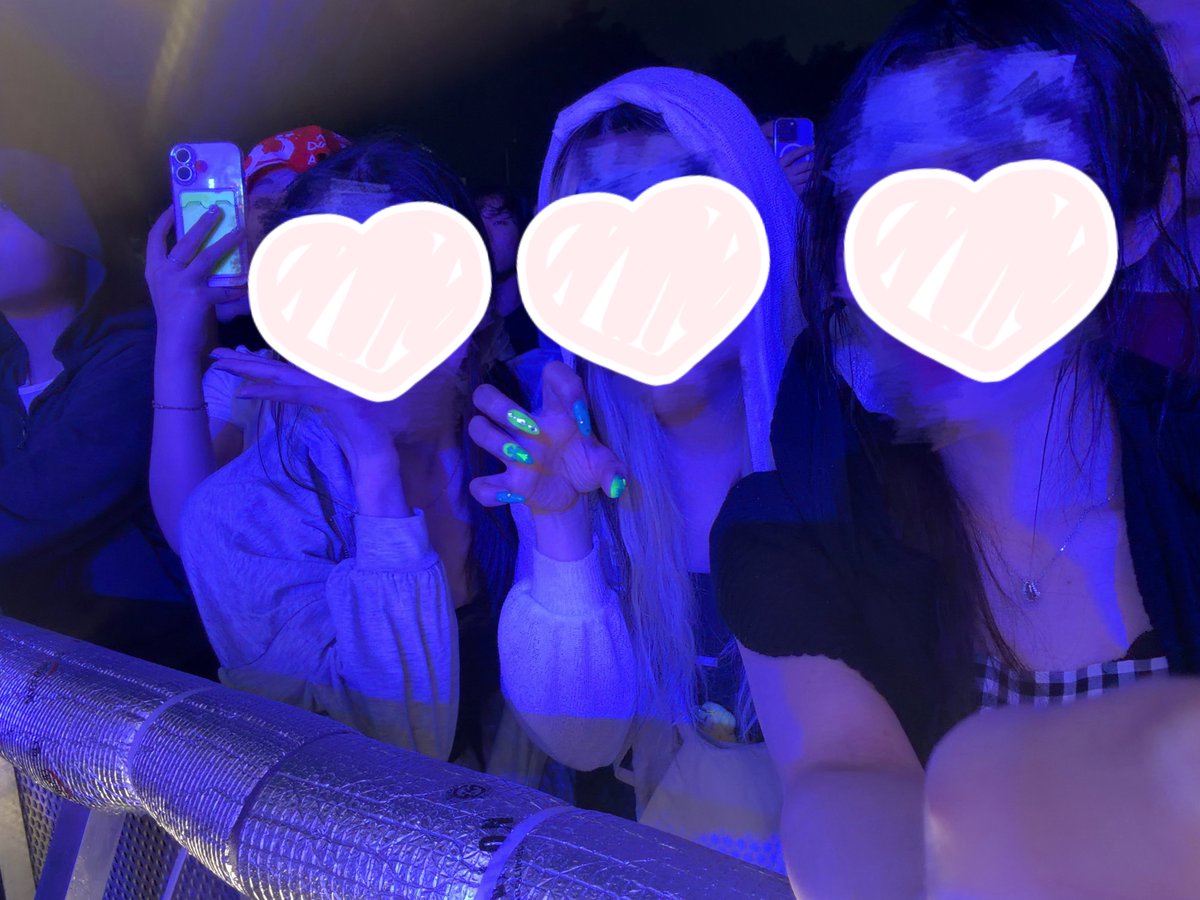 1toyun88's tweet photo. 気づけば全部の学祭に、、、🙄ww

どこの大学も楽しかったけど계명대と한양대が楽しかったな〜🥹🙌
暑いし待機長いし何かしらハプニング起こって大変だったけどみんなで行けてよかった〜😭✨
学祭のうぃの最高🥹💕💕秋も楽しみ〜！🫶@official_yoon_ 
@_ksuyo @_maetamong_92 https://t.co/NkeEKpLdKR