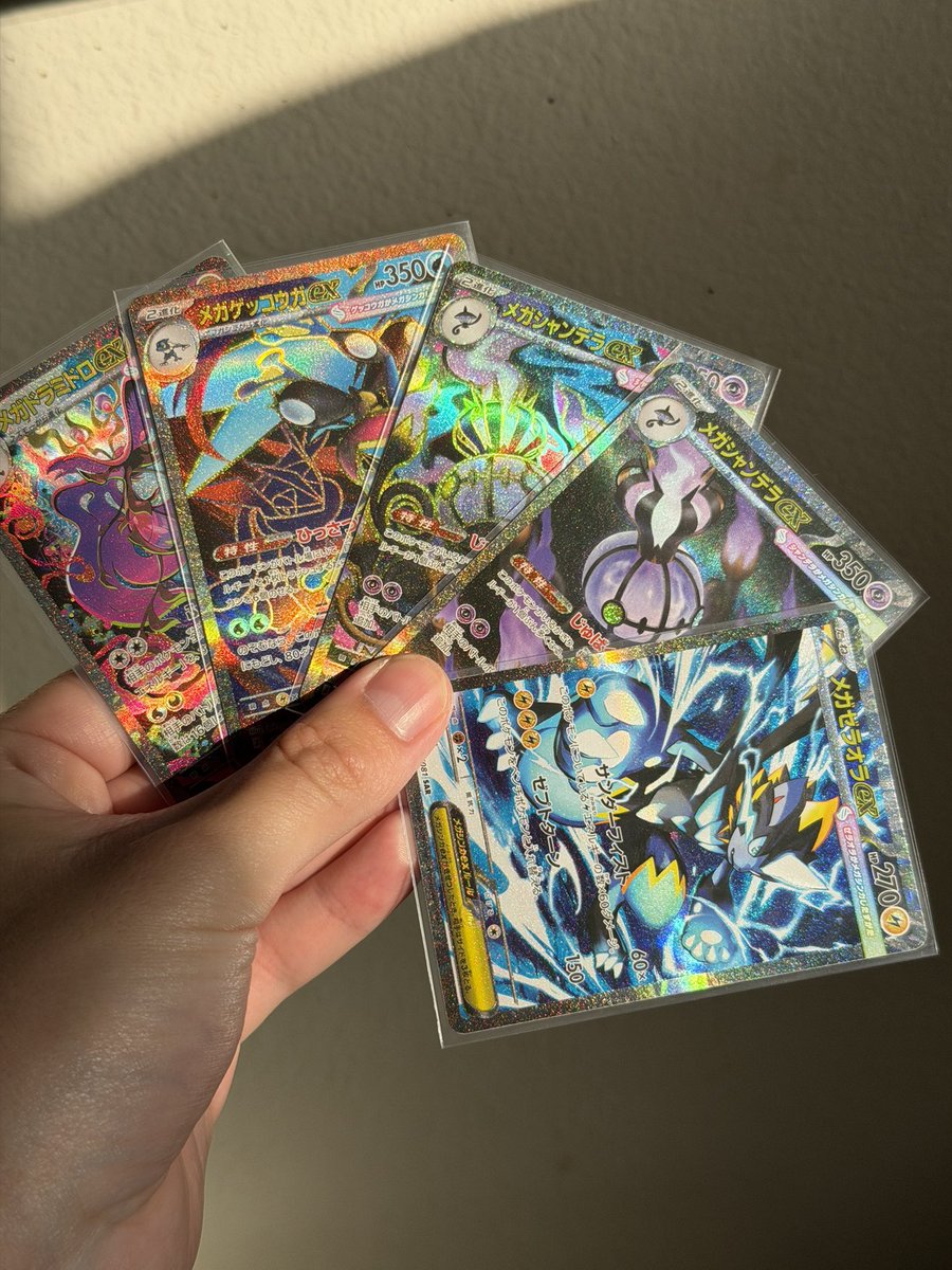 pokemark_'s tweet photo. Some new pick ups for my pc this weekend. Need to catch up on the new mega sets I’m falling behind https://t.co/51AgJUQkY6