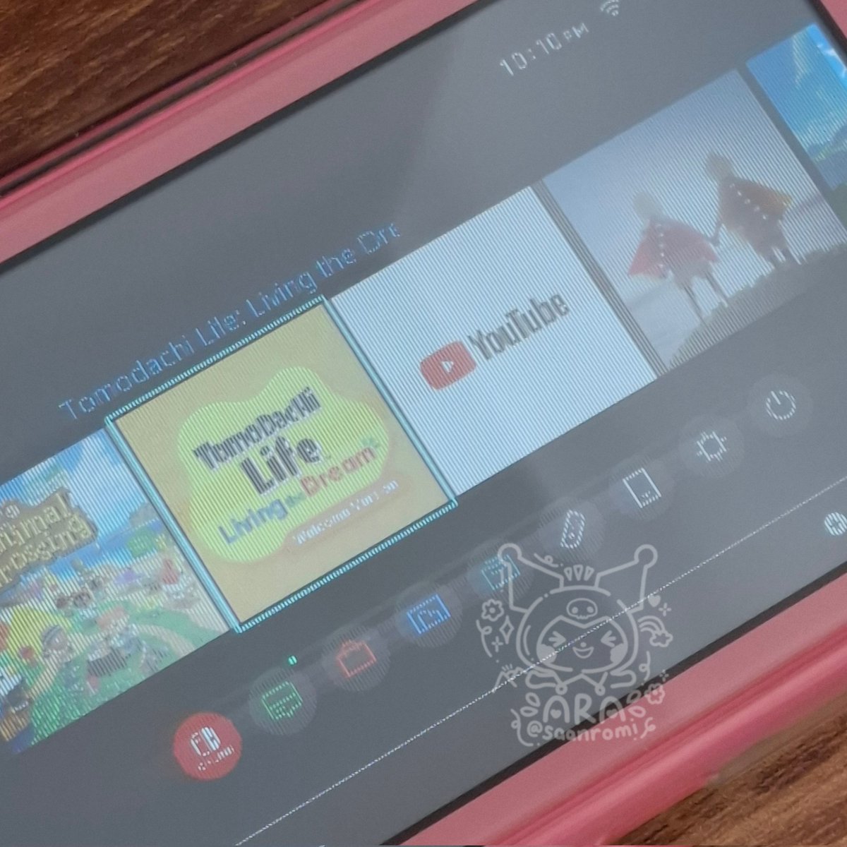 saanromi's tweet photo. wts nintendo switch lite coral

🍎 include bag, tempered glass, clear case, charger
🍎 battery, joycons and buttons are ok

‼️ slight damage on LCD
‼️ no box
‼️ doesn't include game

🏷 under 1,8jt, oren only, boleh nego https://t.co/xPEJZsRzZd