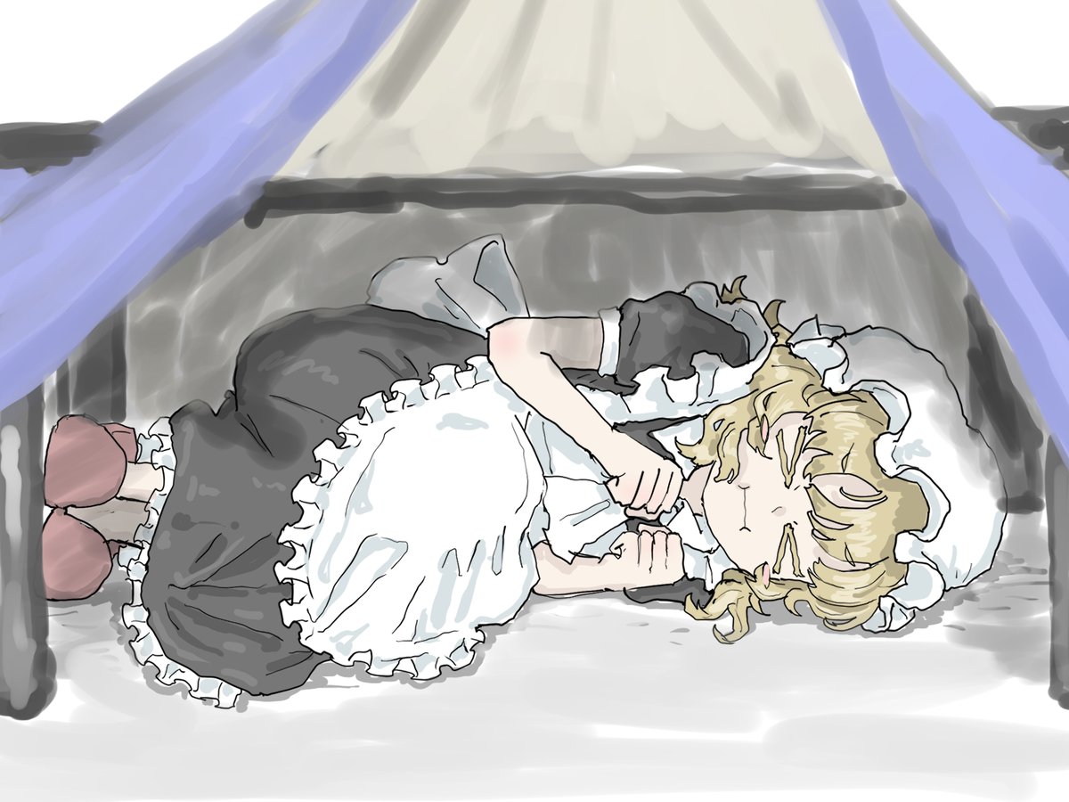 Junerain1018's tweet photo. コタツめくったらいるメイド https://t.co/Glrown6Bmh