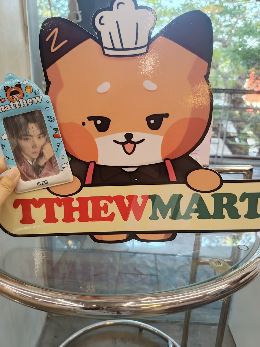 clualess's tweet photo. Another super fun CSE with @seokmatthewph  ❤️‍🔥❤️‍🔥 Sobrang dami kong nakuha from raffle and lucky draw 🙇🙏

#TTHEWMART https://t.co/1nBzOC92dS