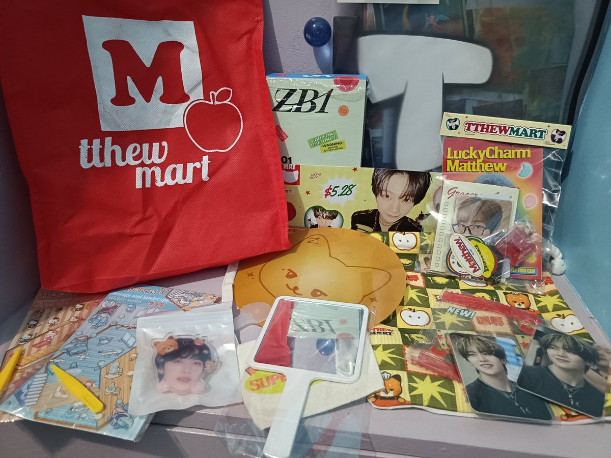 clualess's tweet photo. Another super fun CSE with @seokmatthewph  ❤️‍🔥❤️‍🔥 Sobrang dami kong nakuha from raffle and lucky draw 🙇🙏

#TTHEWMART https://t.co/1nBzOC92dS