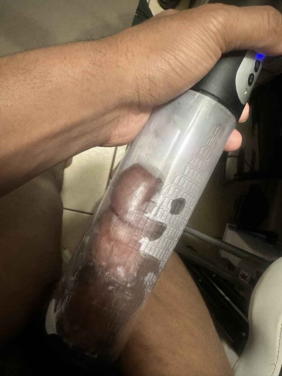 GOOONTOONS's tweet photo. Who knew this amazing  dick pump from @Lovenote_Global would help me out so much during my goon sessions😈 use code : GOOONTOONS at check out for a discount https://t.co/yBVheZcsdu