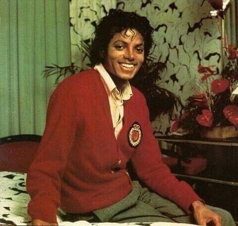 ✨ MJ ✨ tweet media