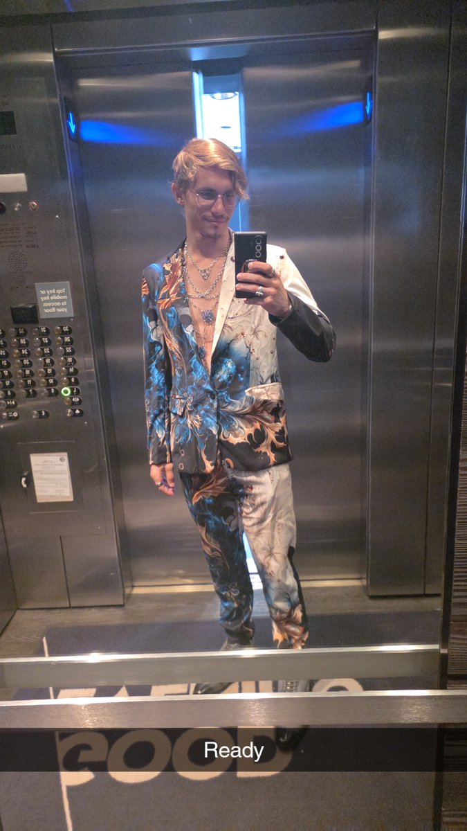 Darron bluu◝(⁰▿⁰)◜↕️♉️fire island27-sep8)(Europe16 tweet media