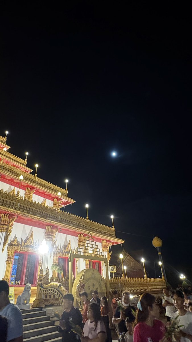 Watkuru's tweet photo. ค่ำคืนที่ สวยงาม https://t.co/OUCxQMs1fl