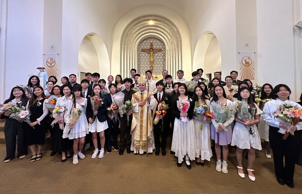 BpRobertReed's tweet photo. Our Korean Catholic community is just the best!
Confirmation today at 보스턴한인성당 https://t.co/otc8DNlQqj