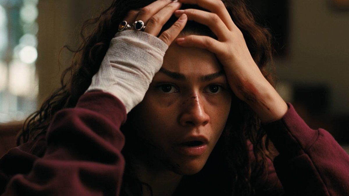 jlinzombie's tweet photo. O Fez fugiu da prisão fazendo parkour.
INACREDITÁVEL KKKKKKKKKKKKKKKK
#Euphoria https://t.co/i0NHf8zG2e
