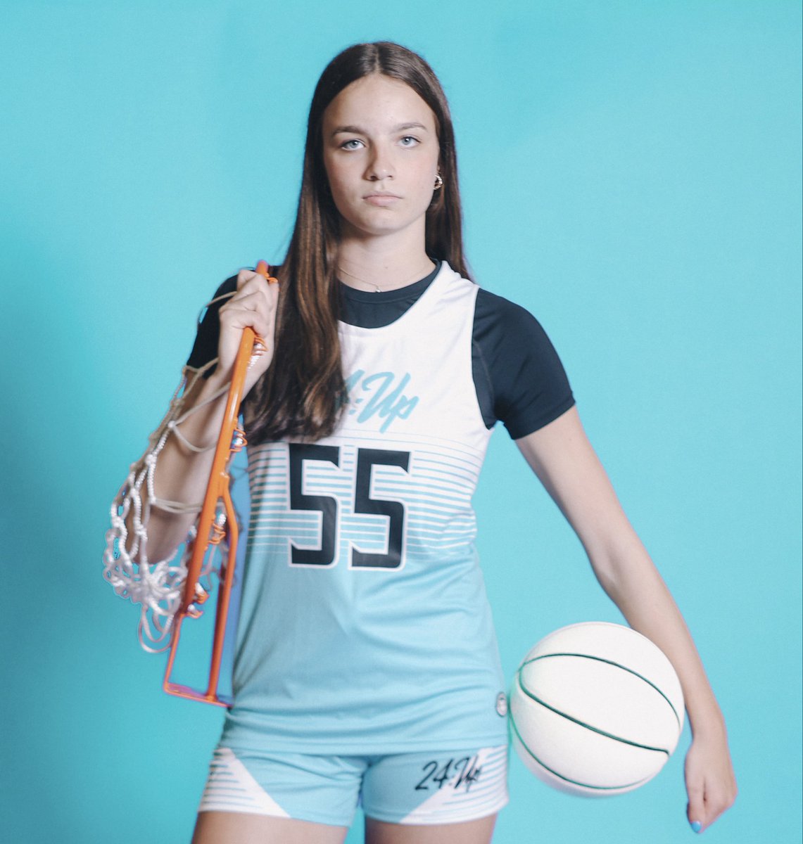 24up_official's tweet photo. 16U UA Rise defeat Over The Edge 16U Lady P32, 59-56 to advance to the @PrepGirlsHoops Great Lakes Region Finals Championship ‼️

@25Gabypritchard - 15 pts, 2 reb, 2 ast 
@abriella_11 - 12 pts, 2 reb, 2 ast, 1 stl
@PeytonCochenet - 10 pts, 10 reb, 2 ast, 2 stl, 1 blk https://t.co/gFTKegCoMH