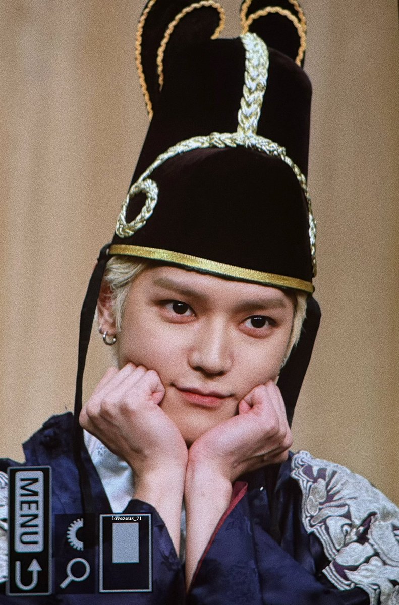 aedytypeng_'s tweet photo. 요즘이포즈에꽂힌걸까
개웃기다
눈 개커 아 https://t.co/tnkTxIGyFK