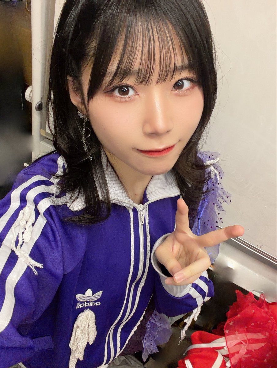 SR_mirea's tweet photo. もしかして来週から梅雨入りする？
6月もよろしくね💜 https://t.co/Loa4TxIUv5