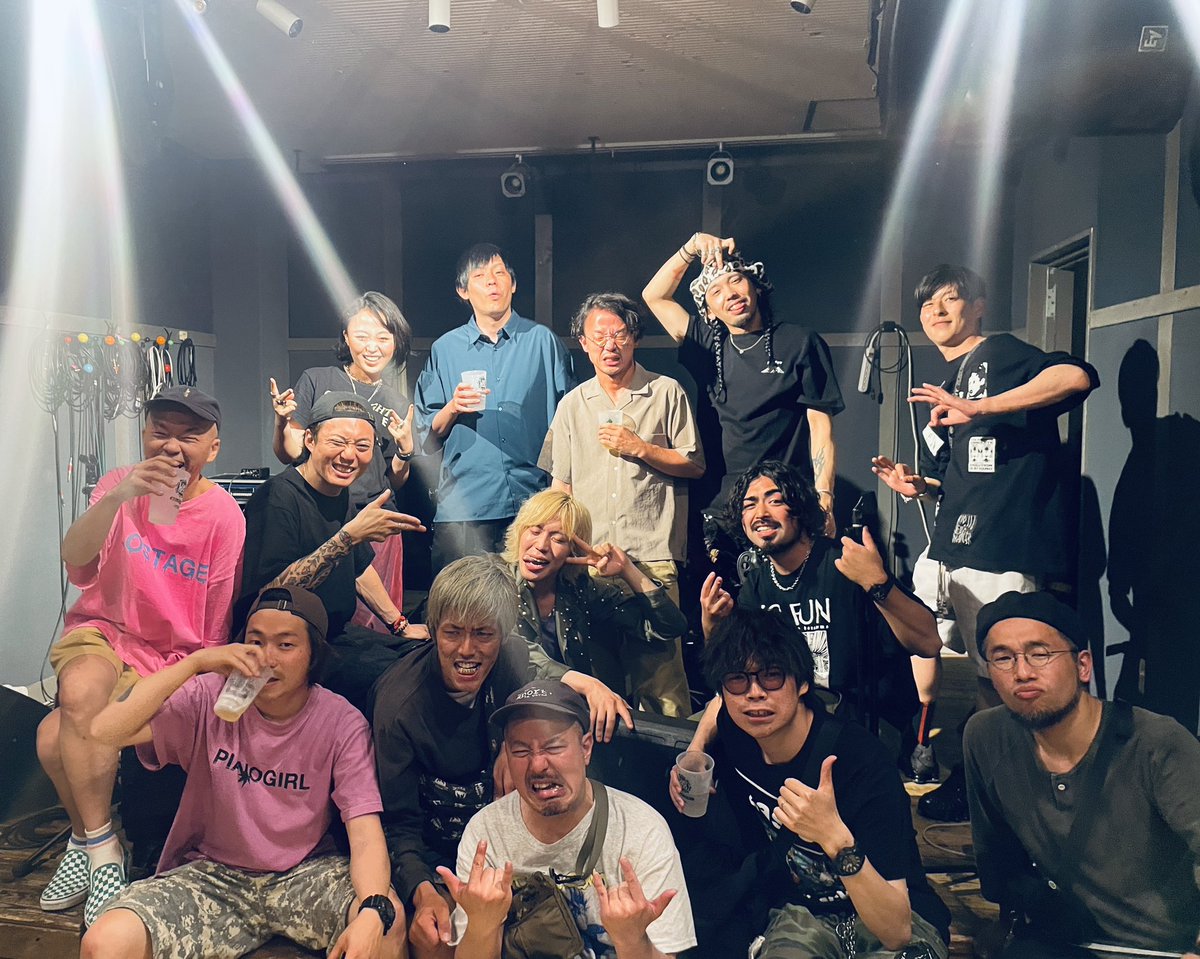 SEMENTOS2014's tweet photo. 昨日は京都nano、No Funと２マンありがとうございました🔥
めちゃくちゃ最高な夜になりました、来てくれた皆さんありがとう🙏
もぐらさんお世話になりました🌸

本日岐阜にて藤村のソロ👹
是非ふらっとお越し下さい🍺

SEMENTOSは次回秩父ladderladder🌸
ご予約はこちらへ✉️
sementosjapan@gmail.com https://t.co/ifd94lnpX8