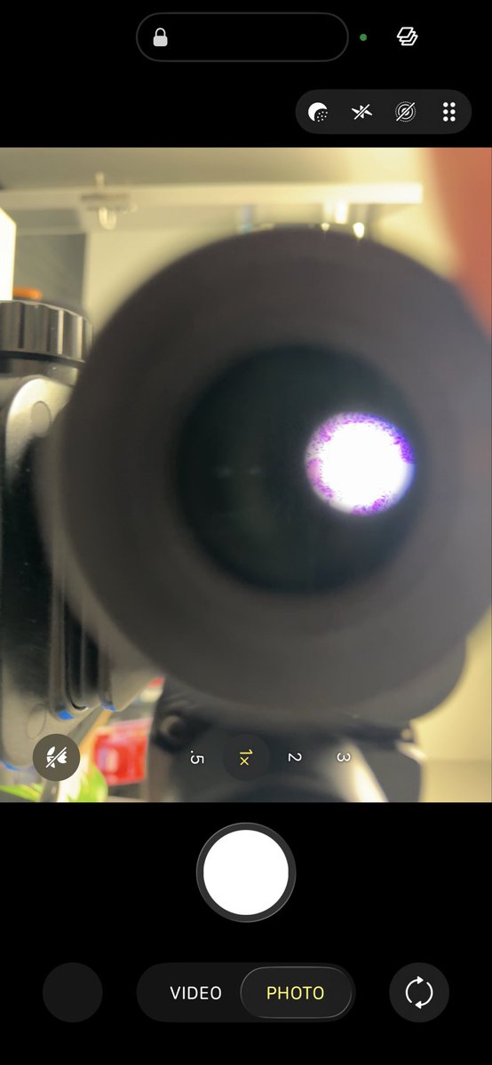 RMorrowPath's tweet photo. While I wait for IT to unlock my PC I thought I’d share how I take iPhone photos down my #pathology scope:
1. Tap the yellow flower (turns white with a line through it)
2. Follow the light to the histo and hold your finger on the histo (this will lock autofocus)
3. Zoom
4. Snap https://t.co/ATW4MMZXp5