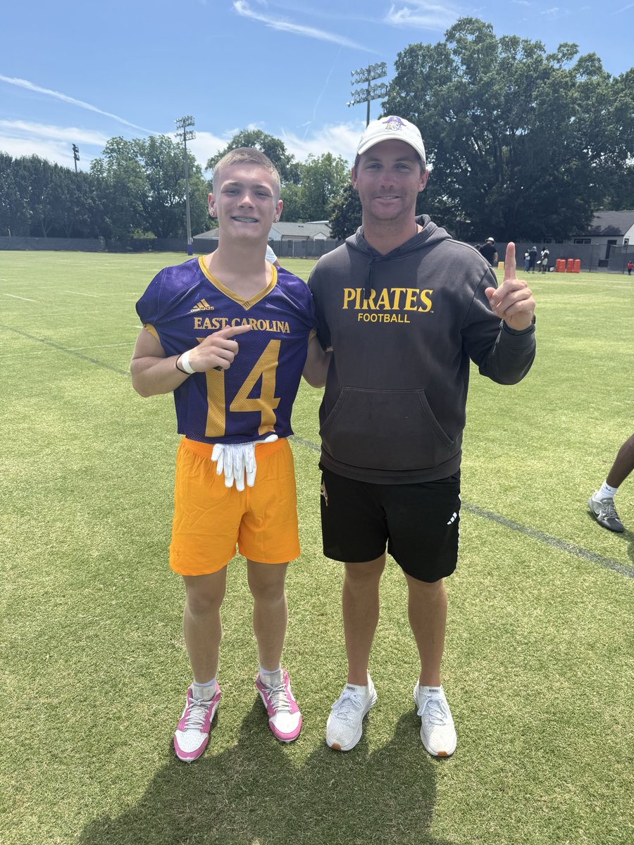 CarmelloBeasley's tweet photo. Had a great time at the Mega Camp! Really enjoyed competing with other players and getting the chance to talk with coaches. Grateful for the experience and the opportunity to compete at a high level.@HunterMacKay_ @coachsotoj @WeBelieveInMe_ https://t.co/6tgwBpw5F5