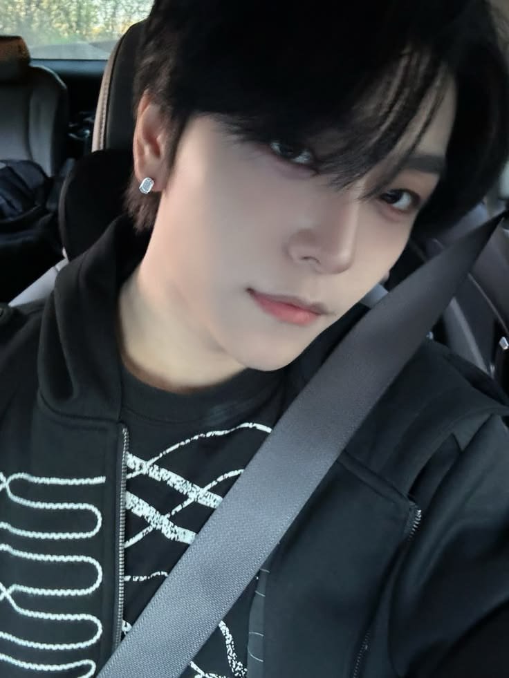 xnlngwonhao09's tweet photo. guess where we're going 😉~

#AZSD #ALD1 #ALPHADRIVEONE #XINLONG #ALLYZ #ALLYZSELCADAY #씬롱 https://t.co/dMzfEwQFcw