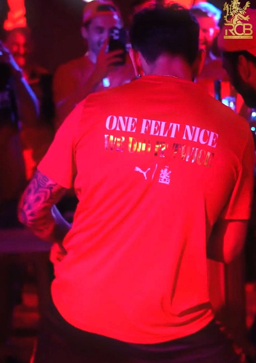 BluntIndianGal's tweet photo. Salt filming while Kohli was dancing 🤣🔥 https://t.co/6B110RkCAQ