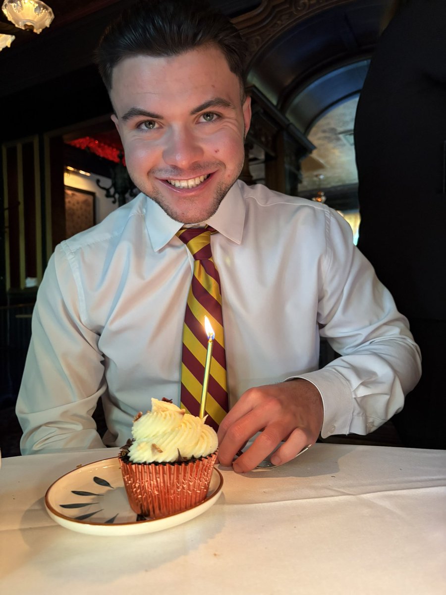diamonddh's tweet photo. Drew enjoyed his first @TheRealJeffRuby meal after graduation today. Carlo and Johnny’s was spectacular, the food and service was exquisite. https://t.co/SQq4fCKTa1