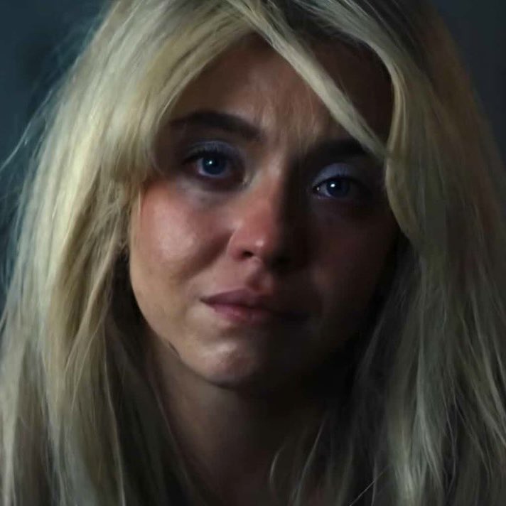 AxtO's tweet photo. Mañana es lunes 😭 

#Euphoria https://t.co/bk1UImRRiC