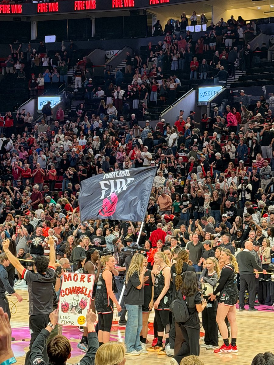 ChristineDrazan's tweet photo. Amazing to see @theportlandfire win big last night against Caitlin Clark and the Indiana Fever in front of a record sold out crowd. 

This team has had an inaugural season to remember and they’re creating an incredible new tradition for Portland. https://t.co/gM8ba4Onpm