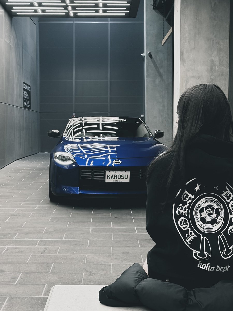 KarosuPanda's tweet photo. Car shoots and AI girls @death_1_tr3ck https://t.co/Oy86pf80cs