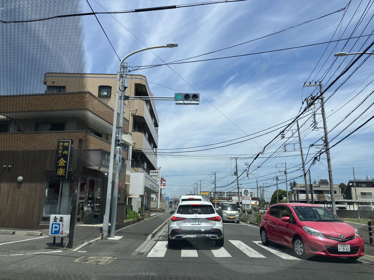 com01206302's tweet photo. 296に向かう道永遠に混雑してるから改善してほしいんやけど https://t.co/szBc39fBer