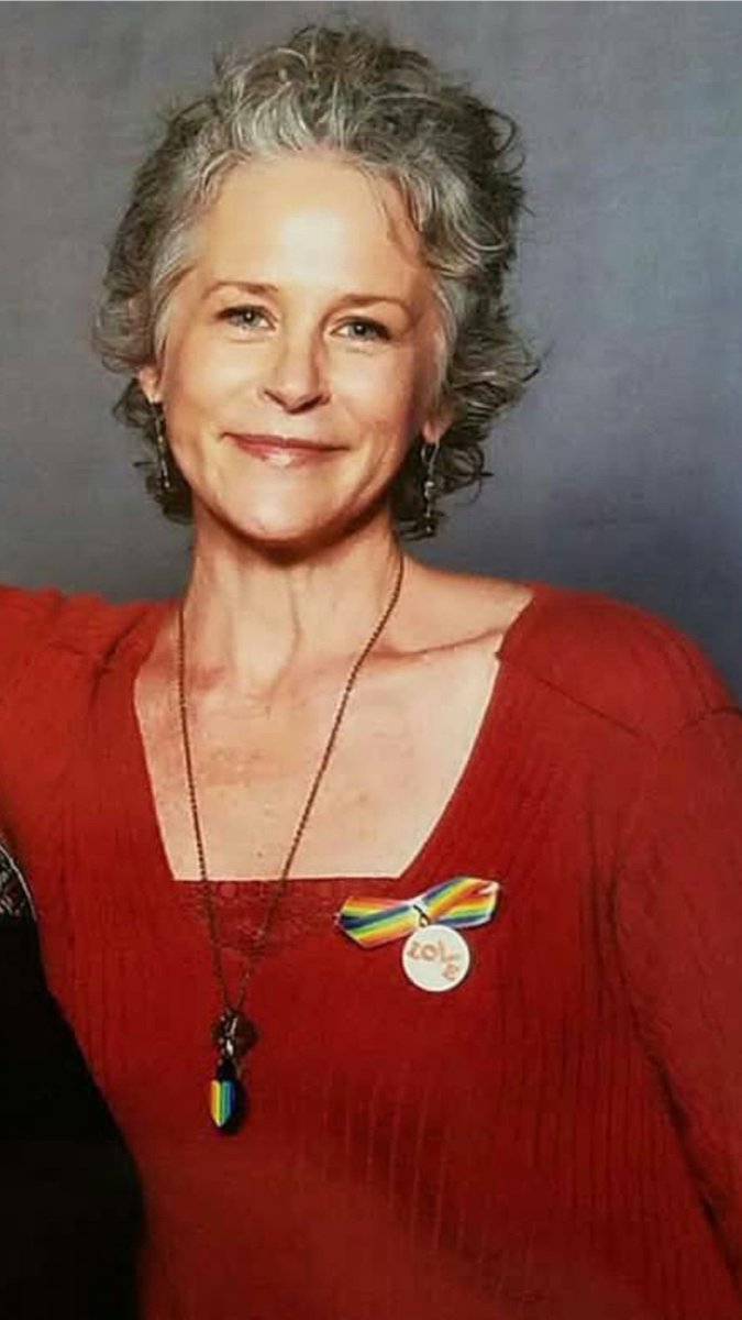 carylfied's tweet photo. HAPPY PRIDE MONTH BEAUTIFUL PEOPLE!!!!!! 🏳️‍🌈 https://t.co/EIrYiL1uRt