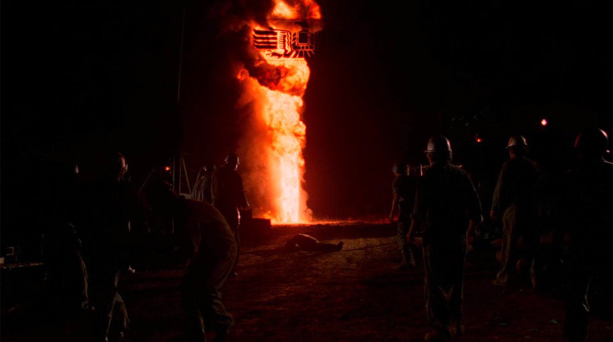 samuelcm88's tweet photo. this is the most insane fucking movie i’ve ever seen my god https://t.co/i7dW5OrjZW