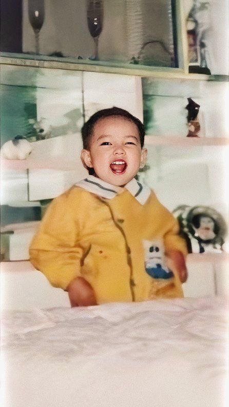ChanyeolsEri's tweet photo. Happy children's day to the mischievous yet amazing and talented person in the whole world 
Our Chinese superstar #XiaoZhan 🥰 https://t.co/LWR34lS0ge