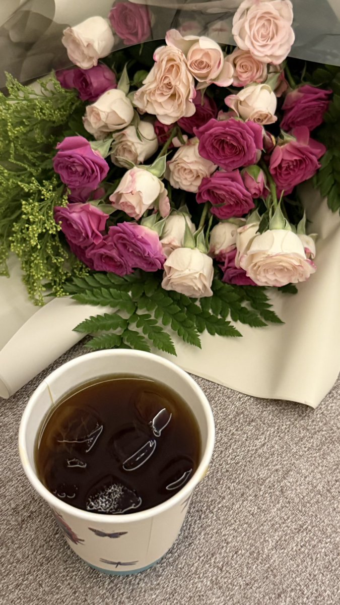 2iin__'s tweet photo. ياوردةٍ ماعاشت الا في دلال 💘 . https://t.co/er5EKyhwCK