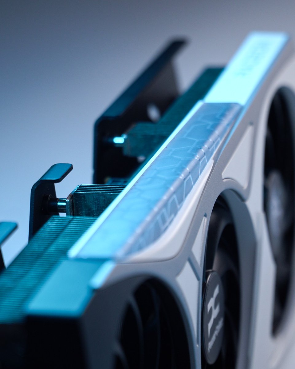 PowerColor's tweet photo. PowerColor REVA - Clean, Sharp, Ice-cold Aesthetics❄️ https://t.co/VcRYNLdwdO