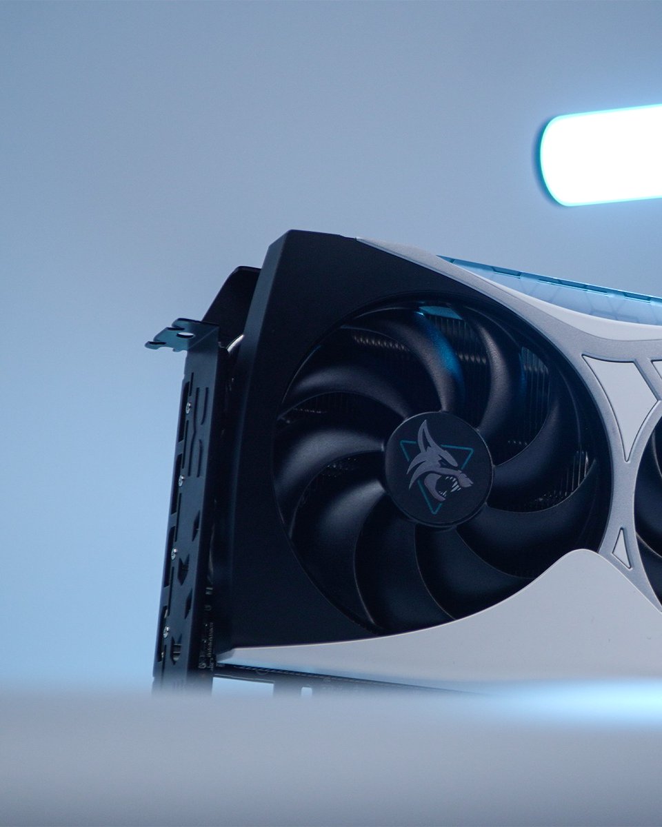 PowerColor's tweet photo. PowerColor REVA - Clean, Sharp, Ice-cold Aesthetics❄️ https://t.co/VcRYNLdwdO