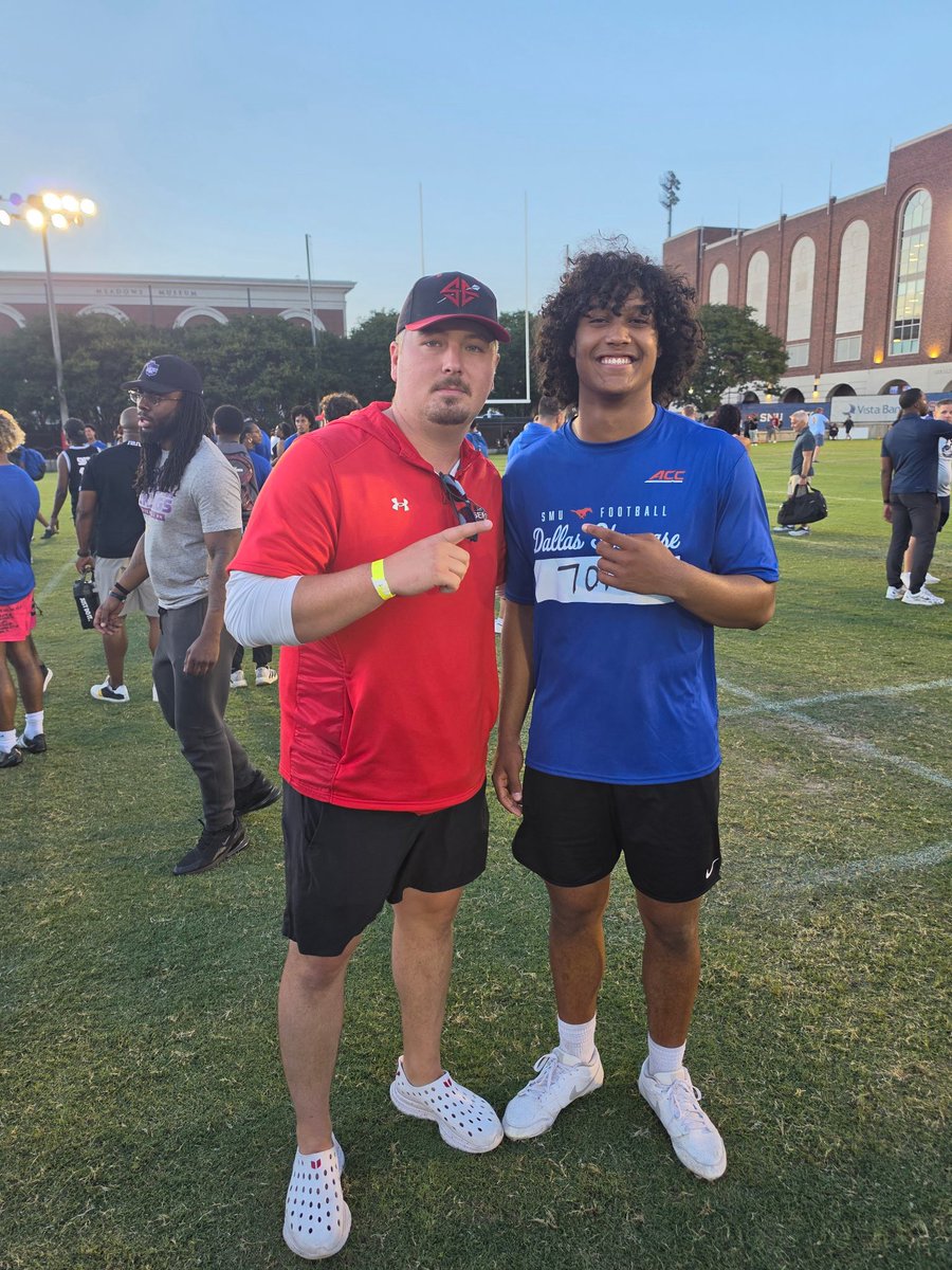 marcusbogie1's tweet photo. #AGTG After a great conversation with @Coach_MacSEMO, I’m blessed to recieve an offer from @SEMOfootball!! https://t.co/m1BVt5Vqqw