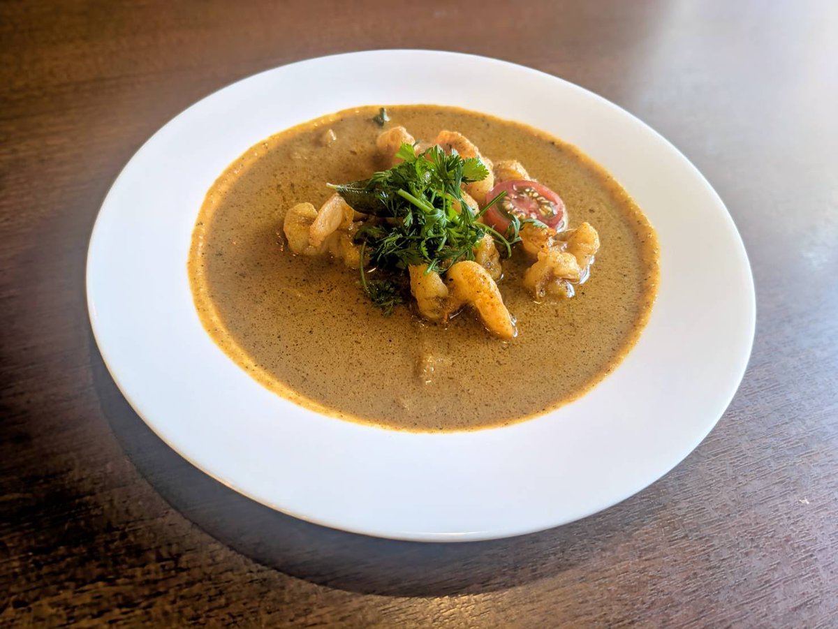 thanjaimeals's tweet photo. 日替わりカレー (Today's Curry)

Eral chettinad🌶🌶️
海老のチェッティナードゥ(辛口)

※各種カレーは＋¥300で他のランチメニューに追加可能

※ノンベジミールスご注文の方は、チキンorマトンの選択時に日替わりカレーも選択OK

本日もランチより営業します

#Thanjaimeals #タンジャイミールス https://t.co/xv5CWFbie3
