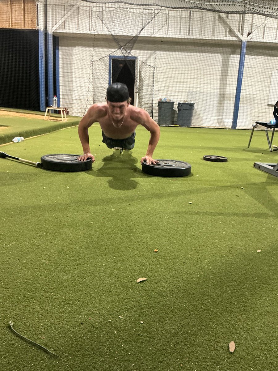 davidmac0920's tweet photo. Sunday workday @McmahanRylan @USA_PrimeBB @FrontlineMrod https://t.co/mnPc1XTJP1