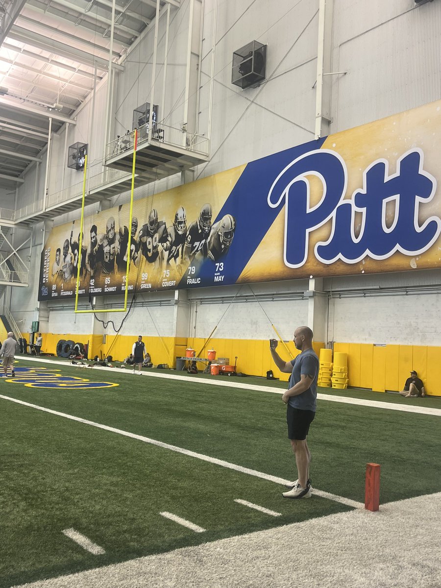 connor_eichler's tweet photo. Had a great experience at the Pitt specialist camp today and again thank you @PrieferJr1 for the invite!
@NewsomeWolvesFB @bmmry @CoachC_Thornton @HKA_Tanalski @TommyZozus https://t.co/xikN6IQrNh